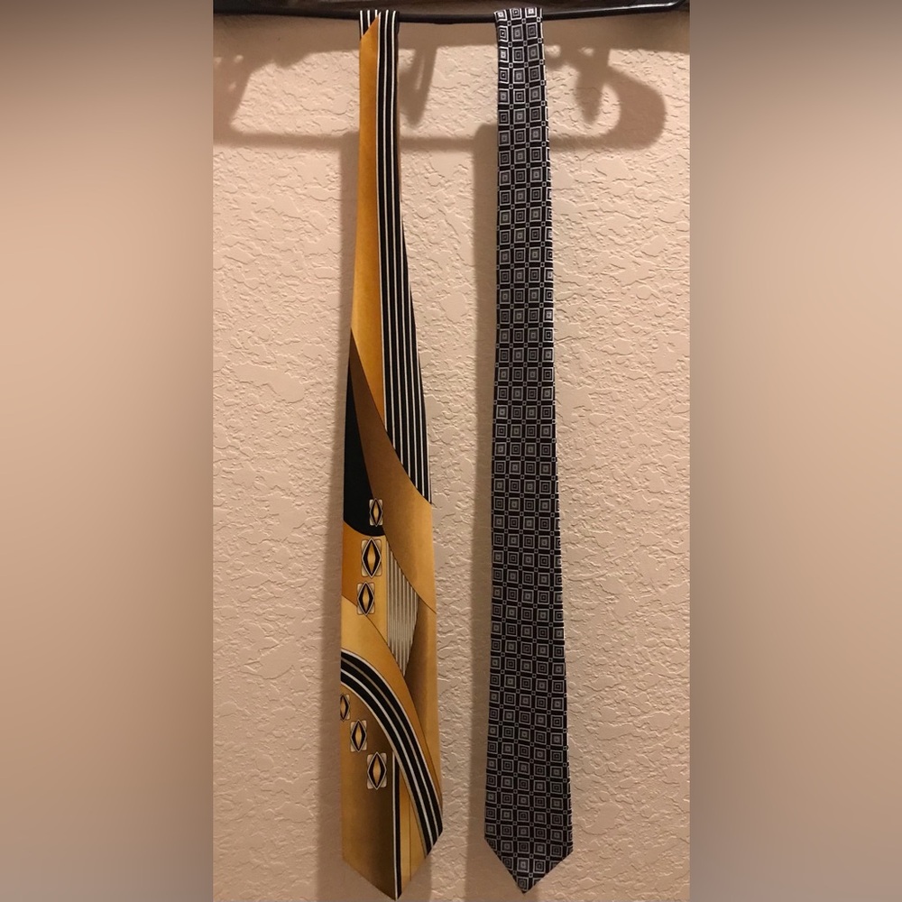 DAVVERO BENINO 100% POLYESTER PRINT TIE & CHRISTIAN AUJARD PARIS GEOMETRIC TIE - Picture 3 of 14